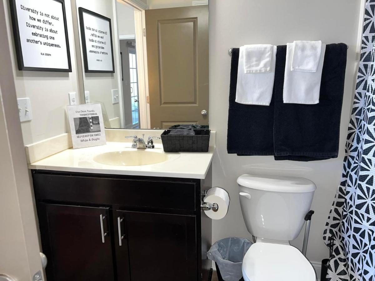 Serene **Uptown** 2Br/2Ba Apartment Charlotte Eksteriør bilde